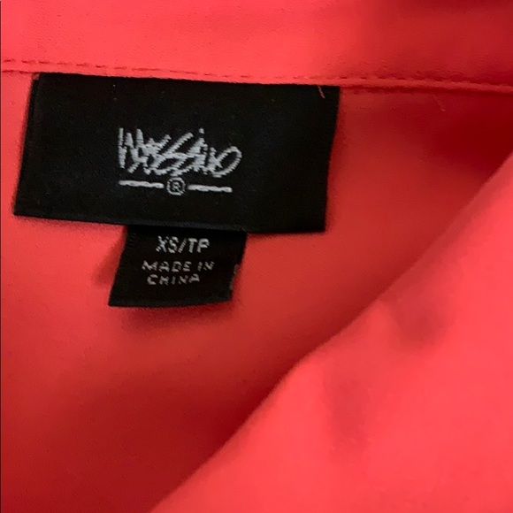 Women’s short sleeve button up like for offers - Picture 2 of 2